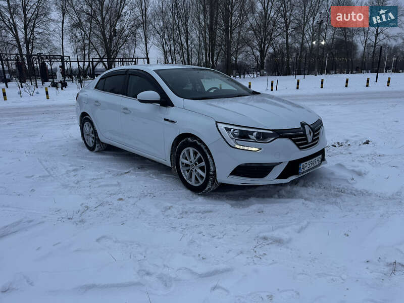 Седан Renault Megane 2020 в Киеве фото 11 Седан Renault Megane 2020 в Киеве