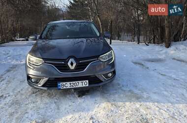 Хэтчбек Renault Megane 2016 в Львове