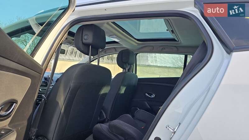 Универсал Renault Megane 2010 в Дунаевцах фото 12 Универсал Renault Megane 2010 в Дунаевцах