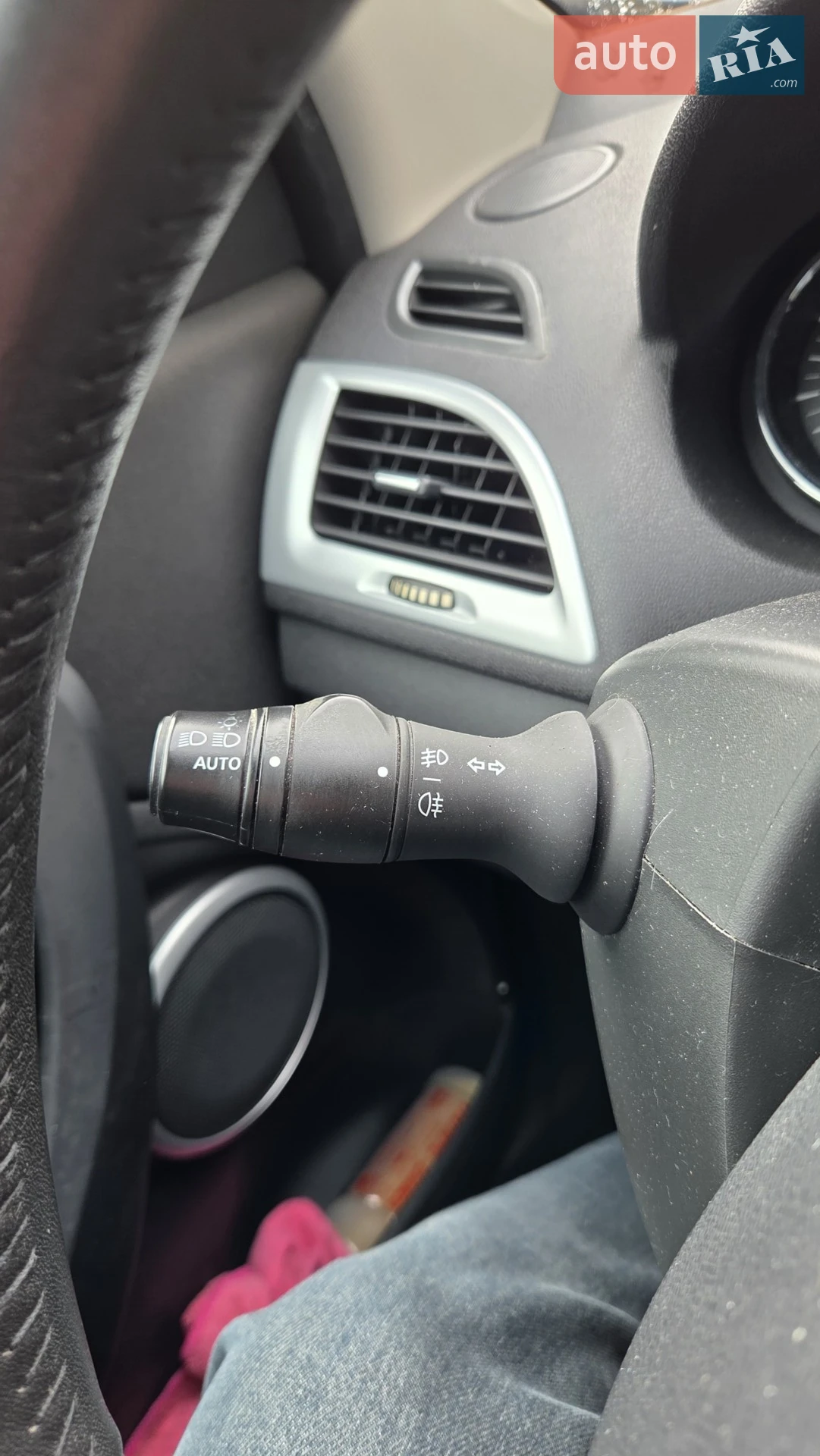 2012 Renault Megane - мініатюра 27
