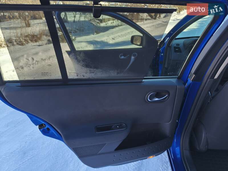 Универсал Renault Megane 2006 в Киеве фото 16 Универсал Renault Megane 2006 в Киеве