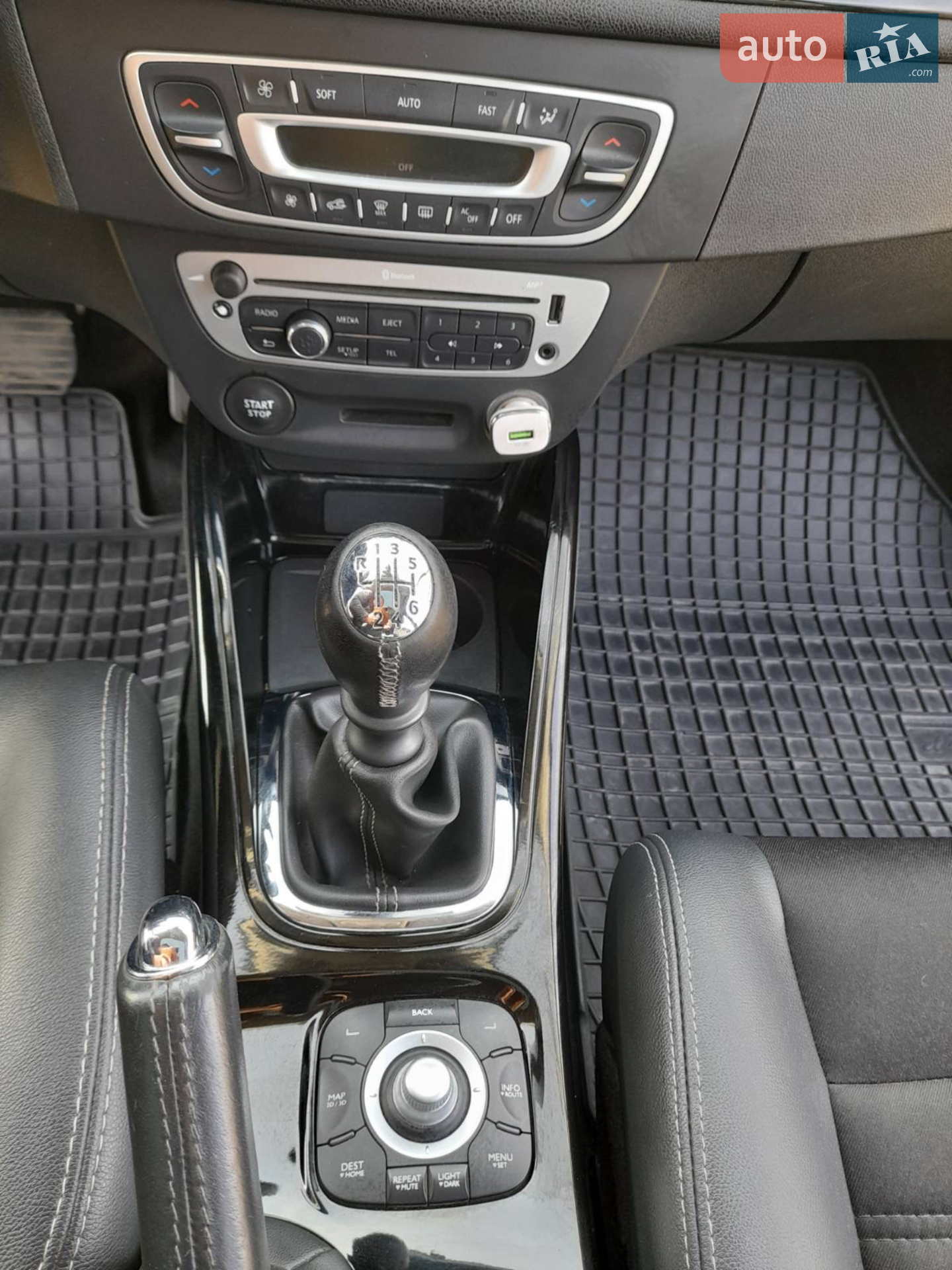2012 Renault Megane - мініатюра 7