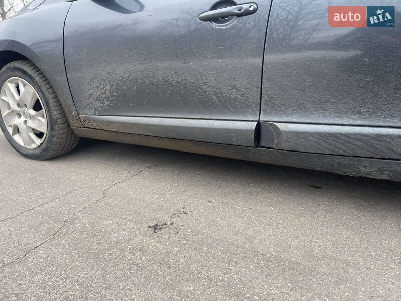 Хэтчбек Renault Megane 2015 в Кропивницком