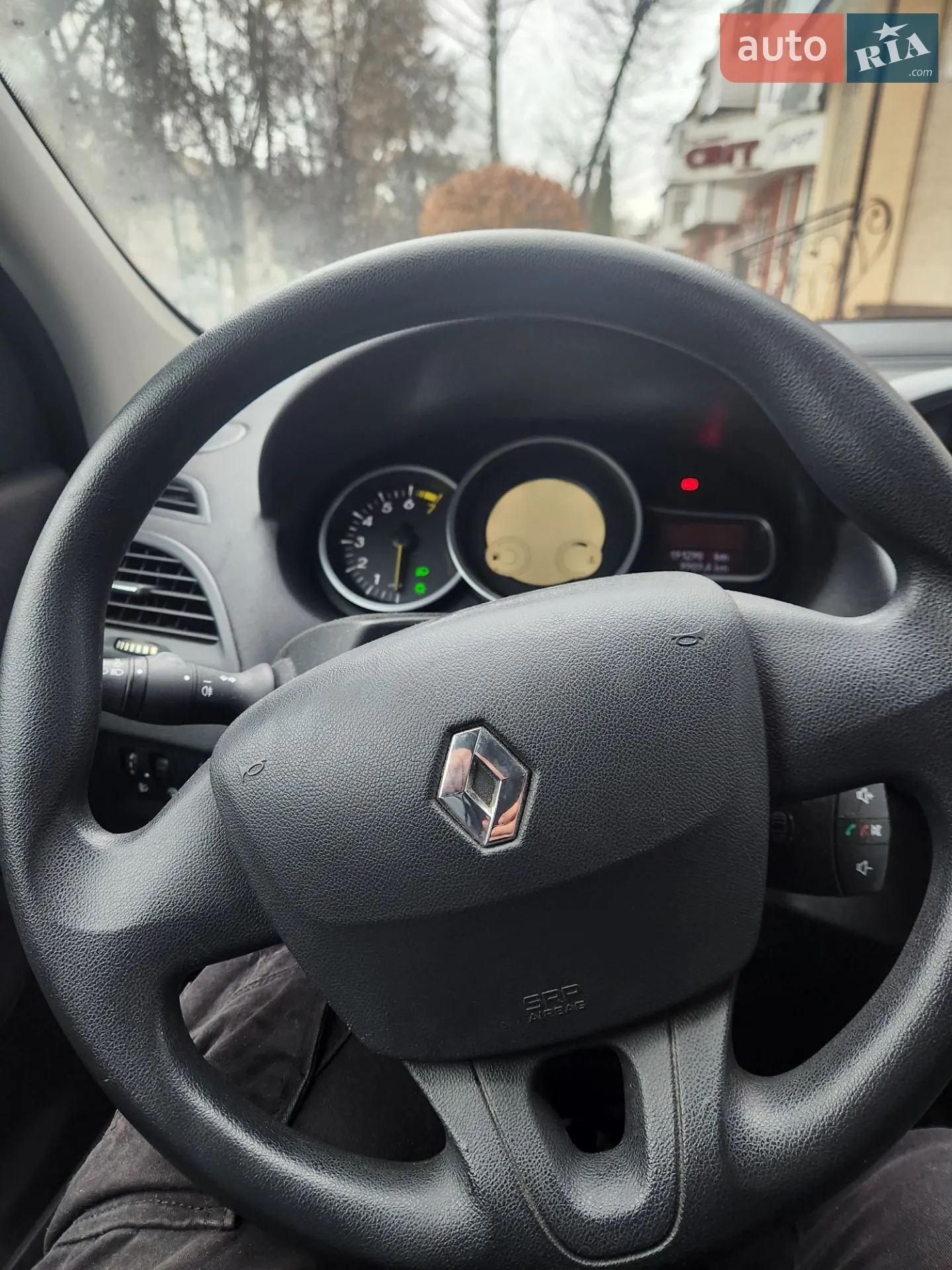 2012 Renault Megane - мініатюра 8