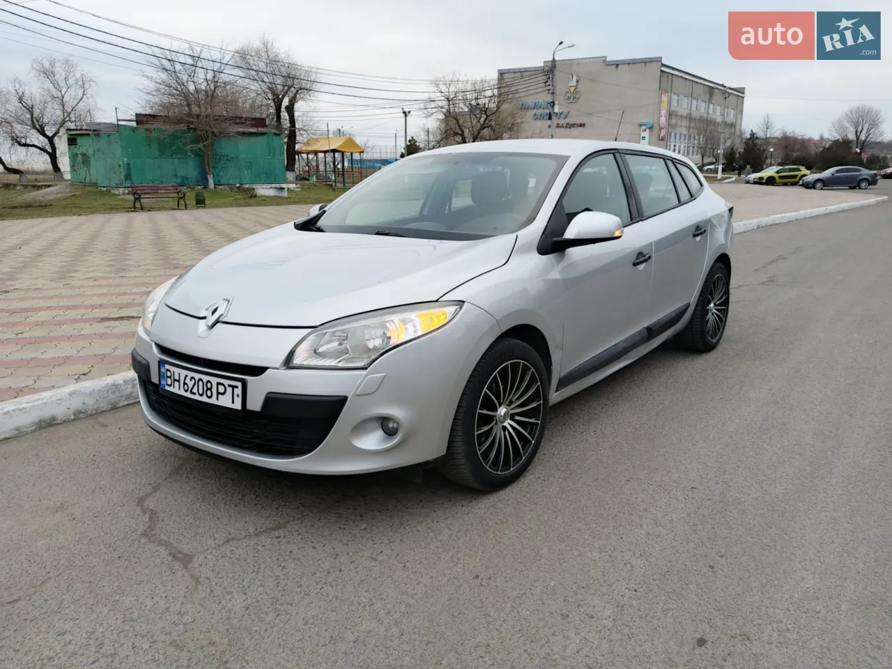 2010 Renault Megane - мініатюра 21