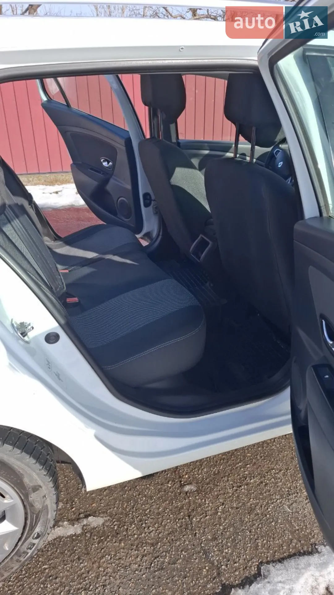 2012 Renault Megane - мініатюра 21