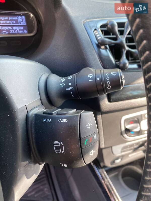 Універсал Renault Megane 2015 в Запоріжжі фото 20 Універсал Renault Megane 2015 в Запоріжжі