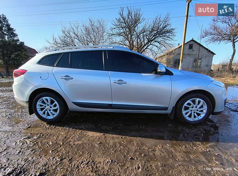 Универсал Renault Megane 2012 в Краснограде фото 4 Универсал Renault Megane 2012 в Краснограде