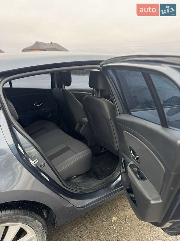 Хэтчбек Renault Megane 2015 в Николаеве