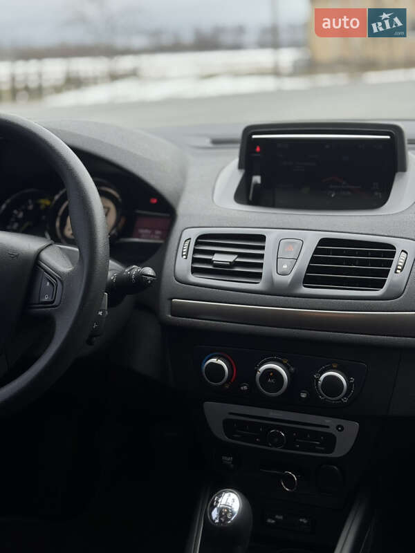 Хэтчбек Renault Megane 2015 в Николаеве