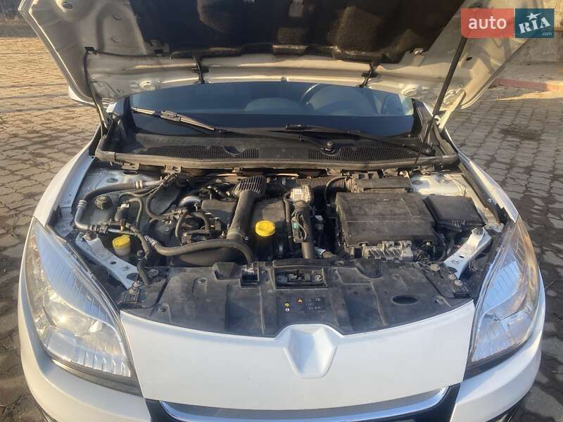 Универсал Renault Megane 2013 в Косове