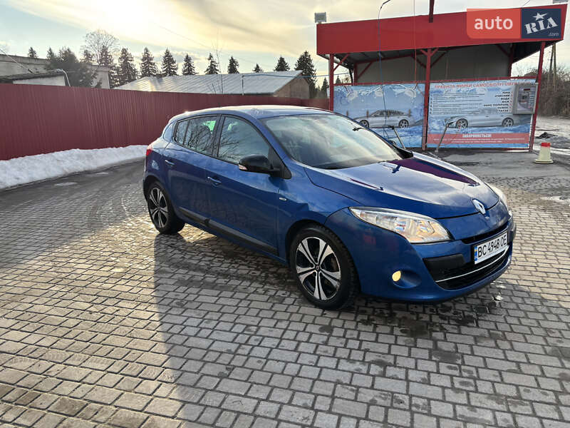 Хэтчбек Renault Megane 2011 в Каменке-Бугской фото 3 Хэтчбек Renault Megane 2011 в Каменке-Бугской