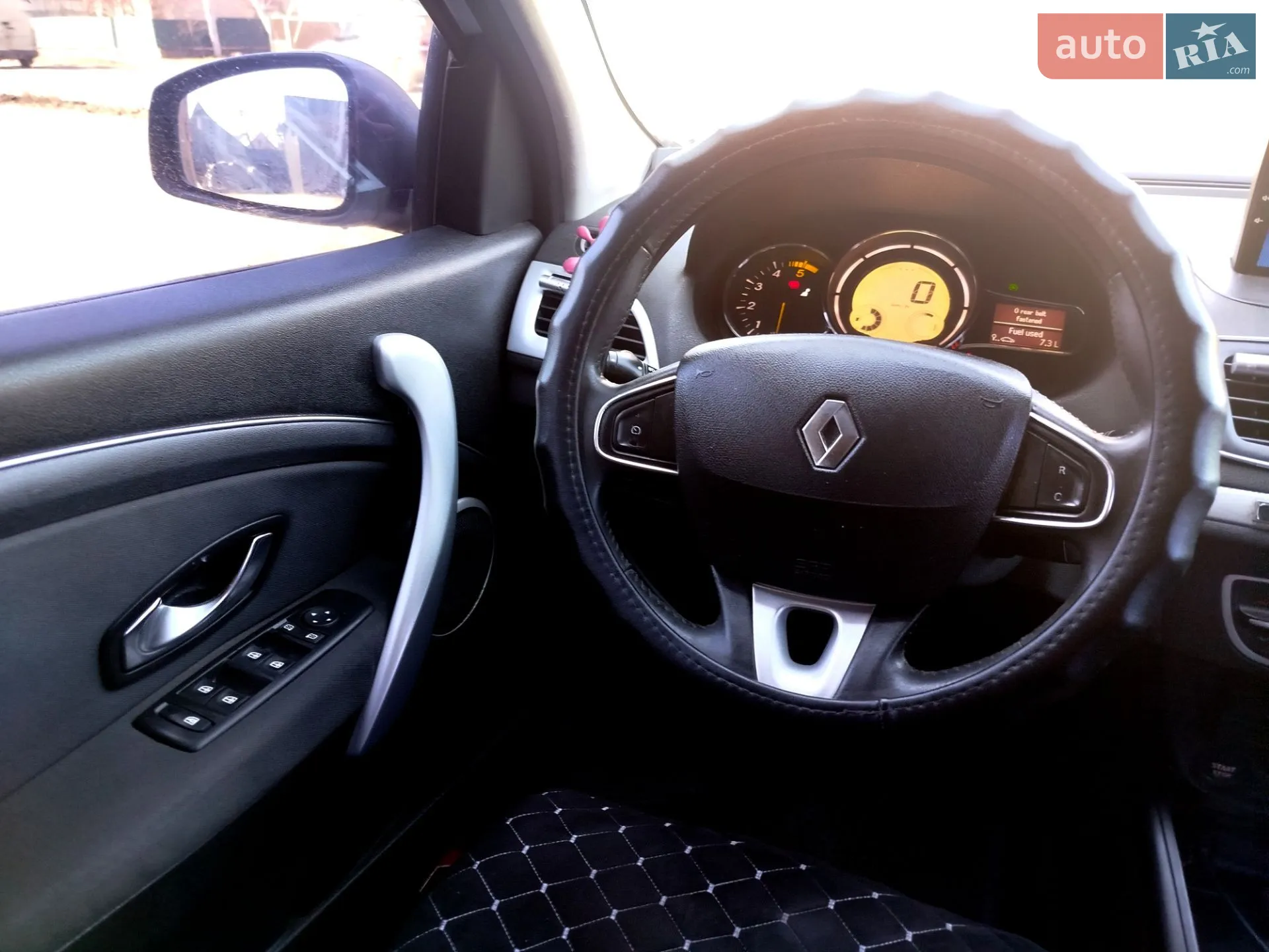 2011 Renault Megane - мініатюра 32