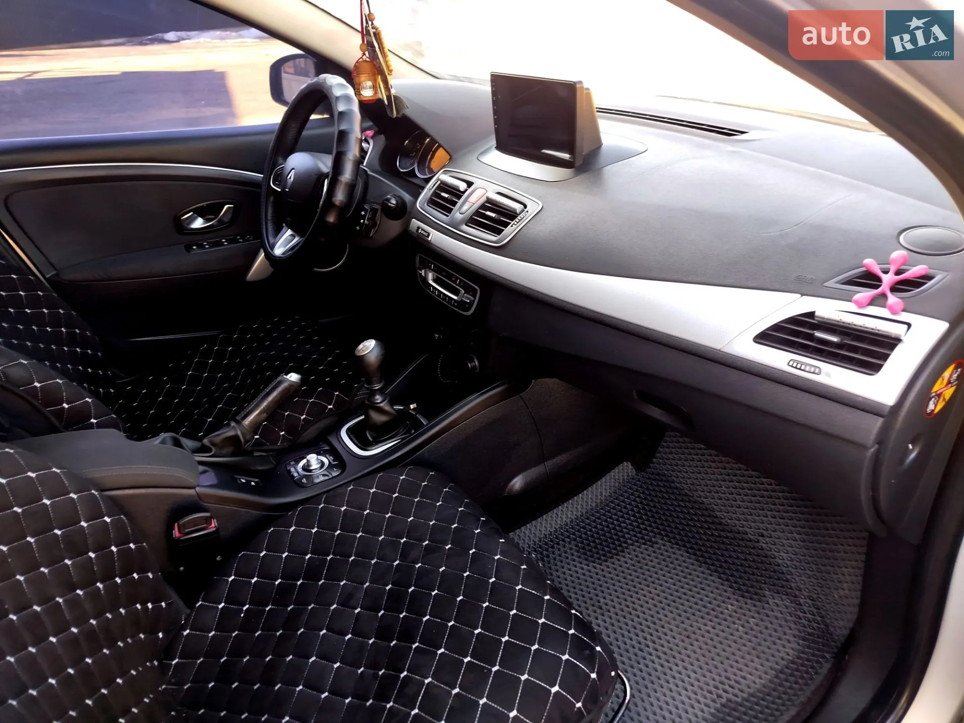 2011 Renault Megane - мініатюра 28