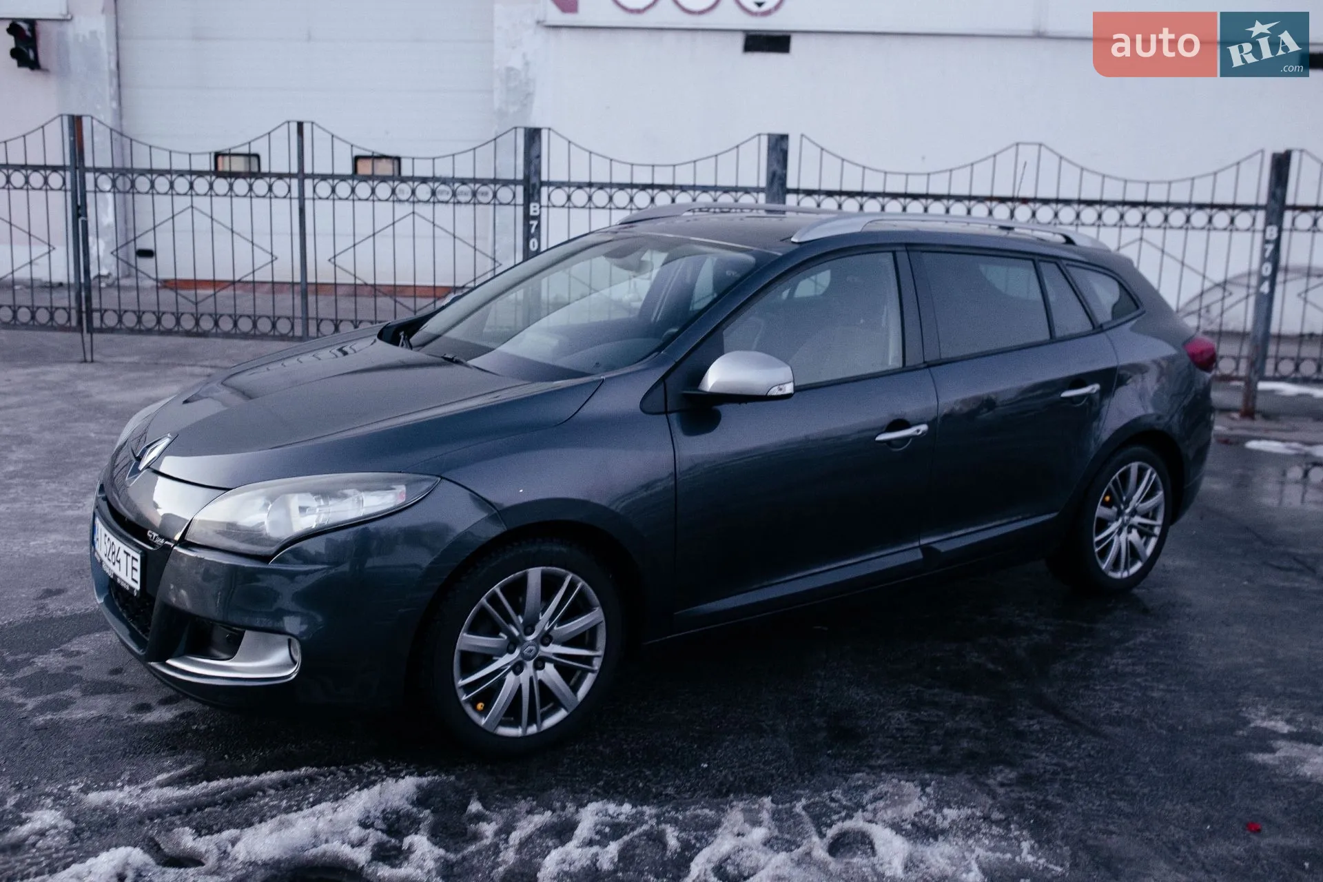 2010 Renault Megane - мініатюра 2