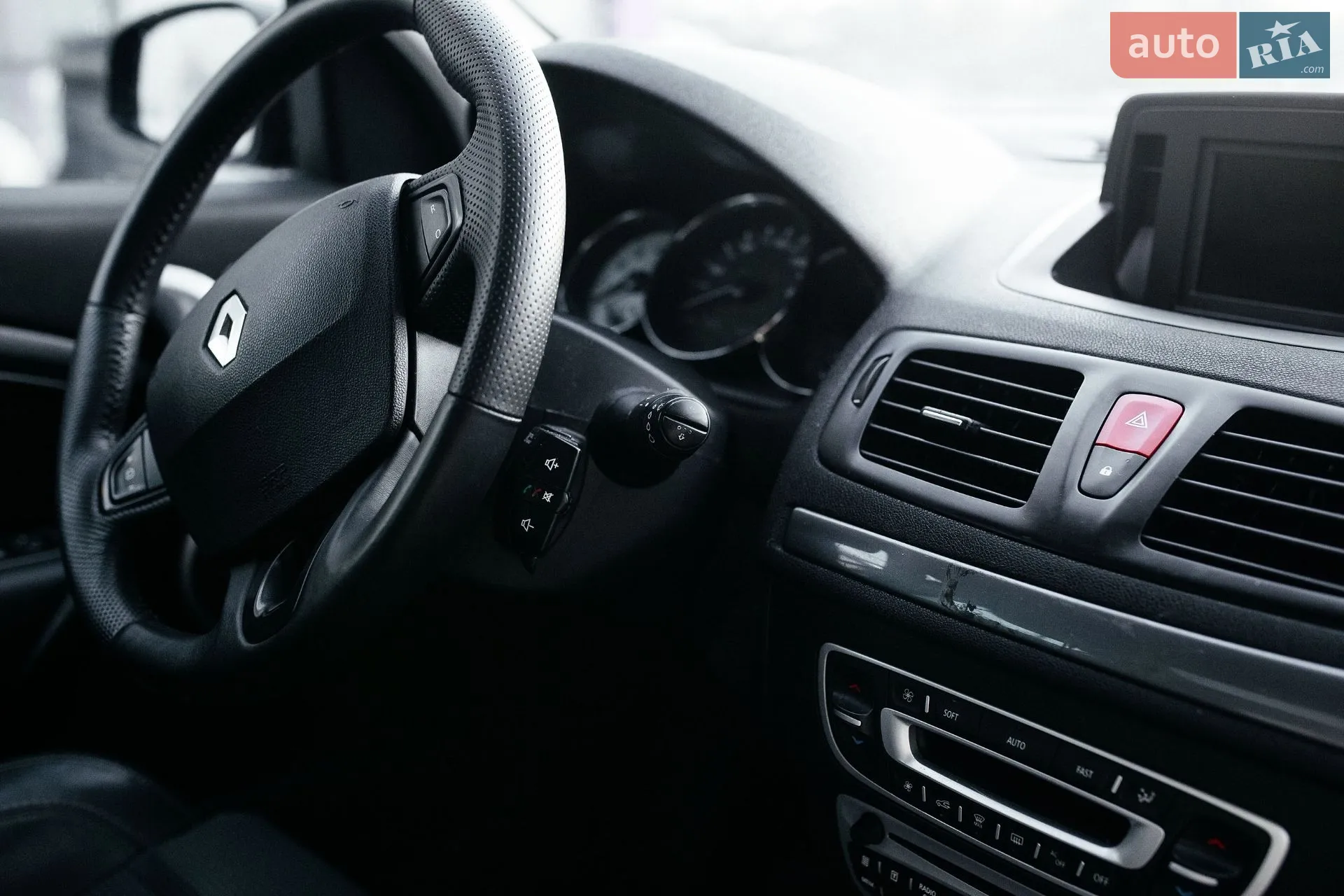 2010 Renault Megane - мініатюра 33
