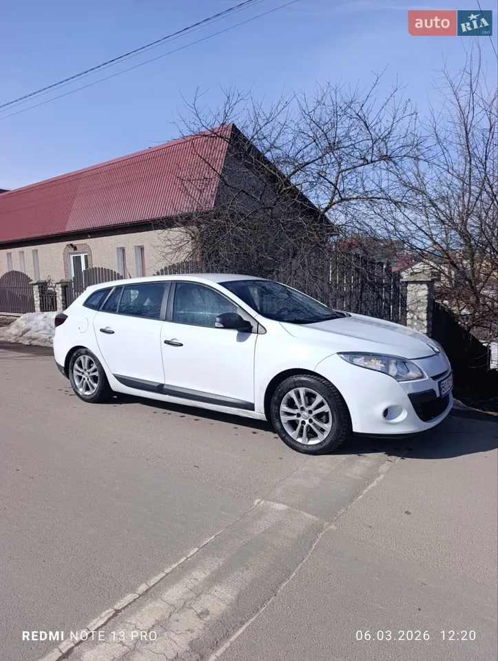 2010 Renault Megane - мініатюра 17
