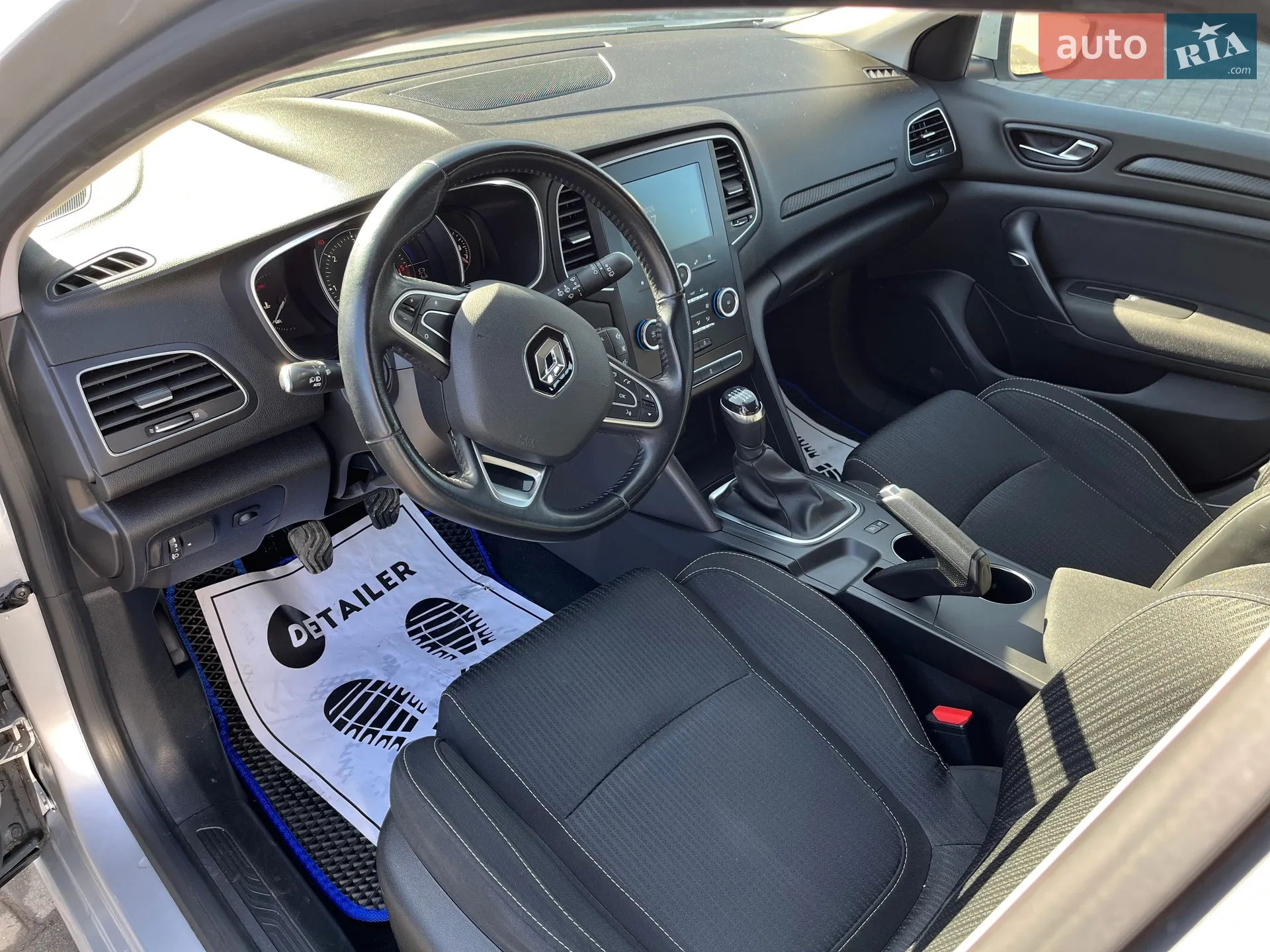2017 Renault Megane - мініатюра 19