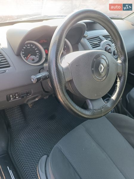 Универсал Renault Megane 2004 в Золочеве