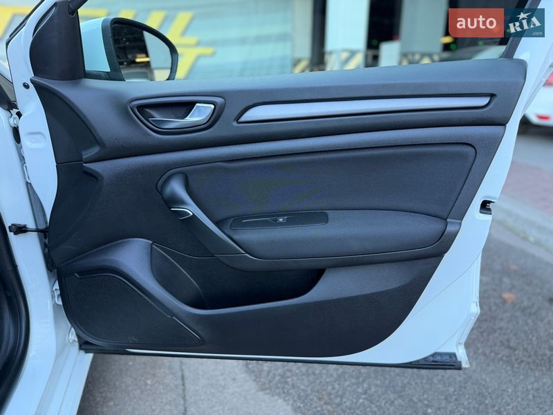 Универсал Renault Megane 2021 в Киеве