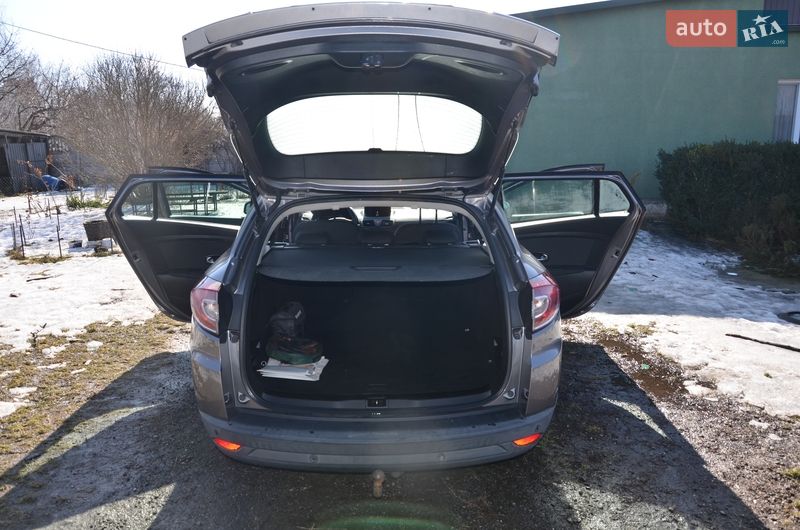 Универсал Renault Megane 2010 в Староконстантинове