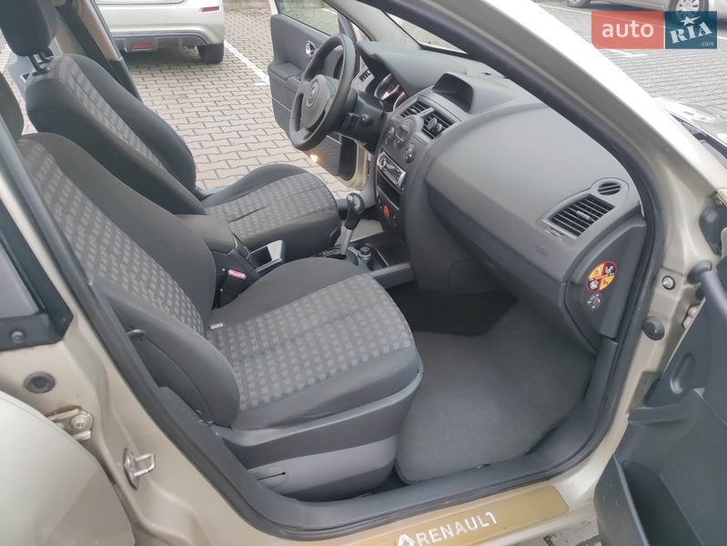 Хэтчбек Renault Megane 2006 в Луцке