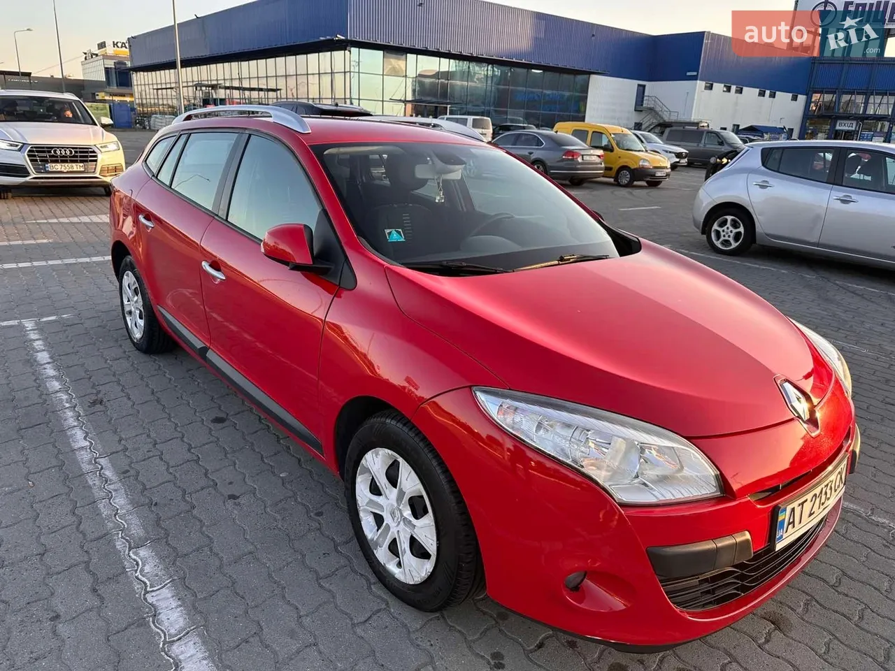 2010 Renault Megane - мініатюра 18