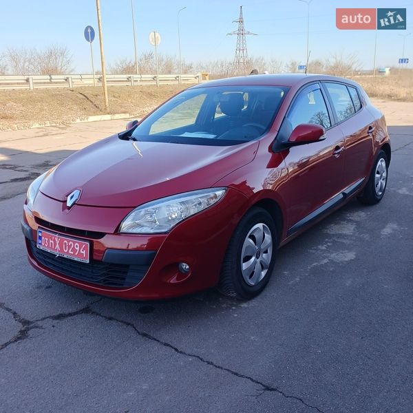 Хэтчбек Renault Megane 2009 в Хороле