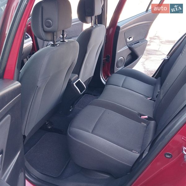 Хэтчбек Renault Megane 2009 в Хороле