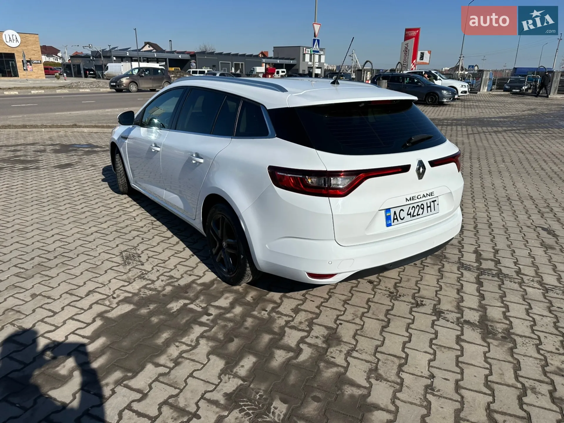 2017 Renault Megane - мініатюра 13