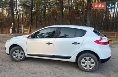 Хетчбек Renault Megane 2012 в Великих Мостах