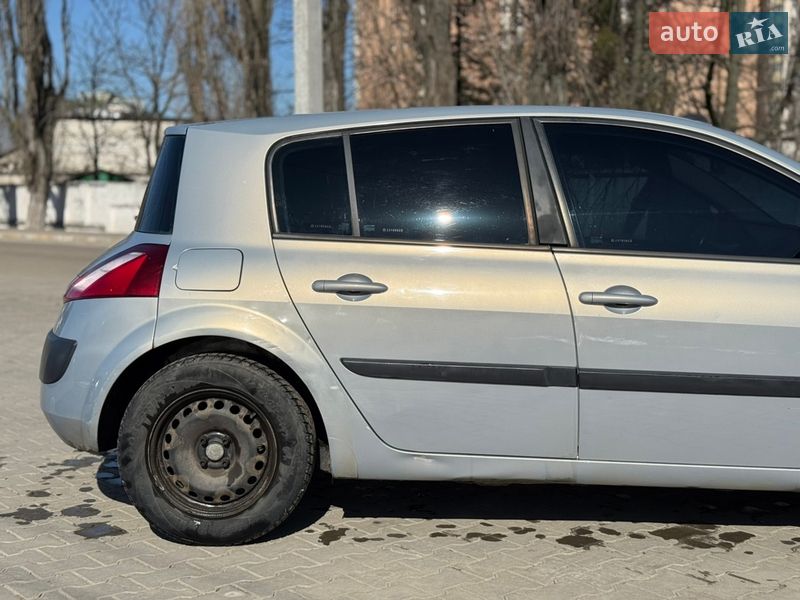 Хэтчбек Renault Megane 2005 в Киеве