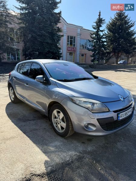 Хэтчбек Renault Megane 2010 в Новой Водолаге