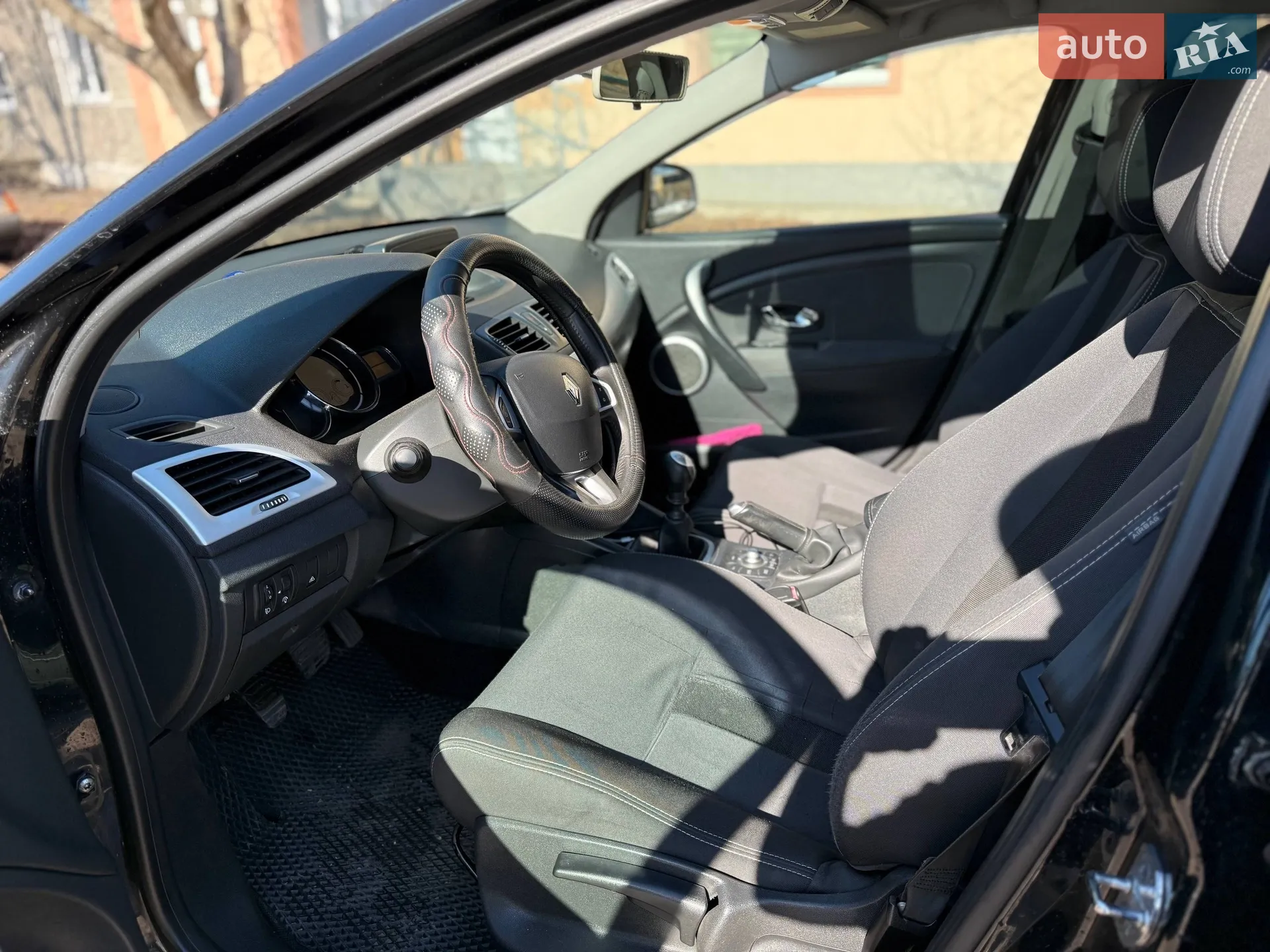 2012 Renault Megane - мініатюра 17