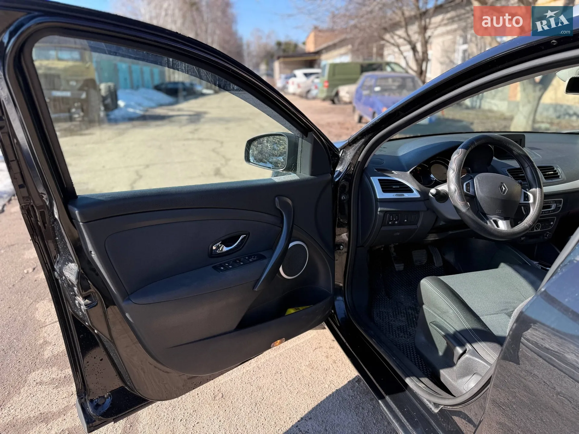 2012 Renault Megane - мініатюра 16