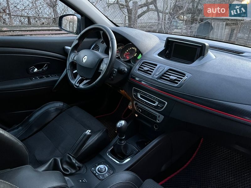 Универсал Renault Megane 2013 в Магдалиновке