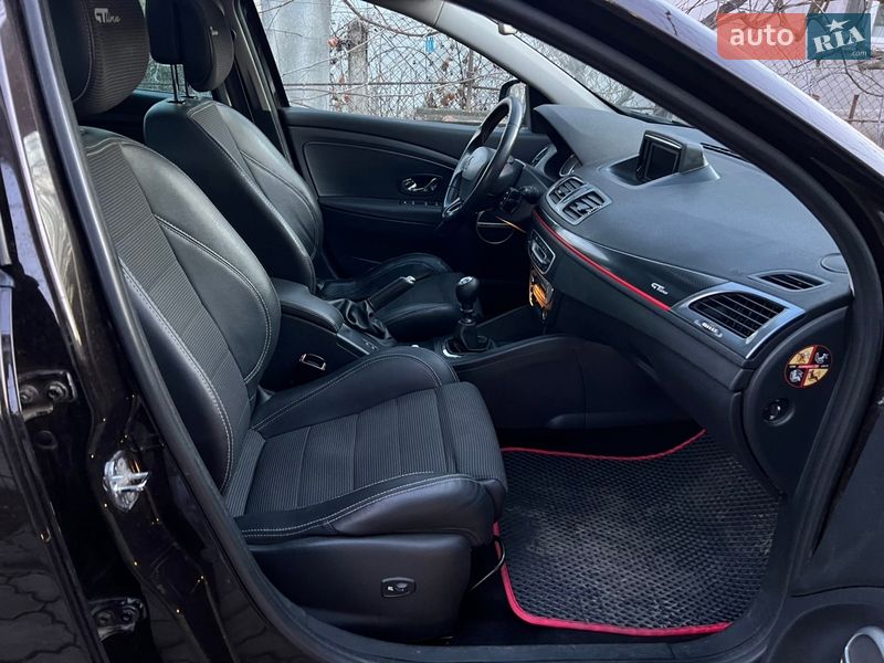 Универсал Renault Megane 2013 в Магдалиновке