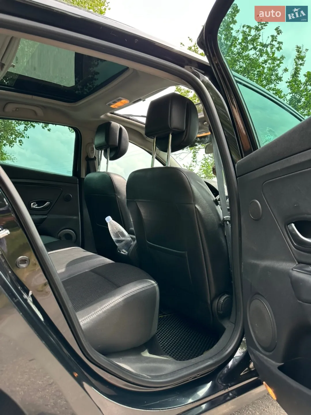 2011 Renault Megane - мініатюра 8