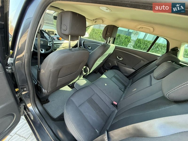 Универсал Renault Megane 2011 в Стрые фото 38 Универсал Renault Megane 2011 в Стрые