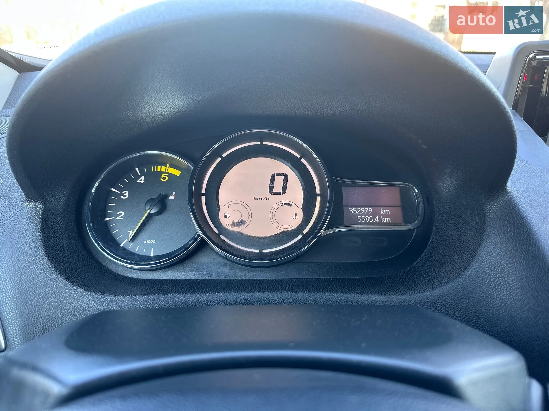 2012 Renault Megane - мініатюра 11