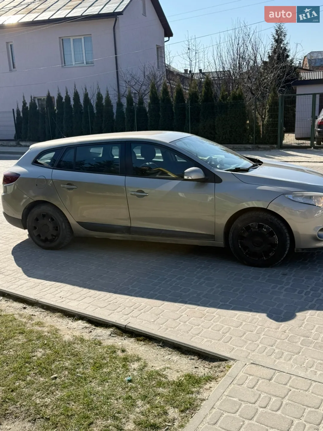 2010 Renault Megane - мініатюра 3