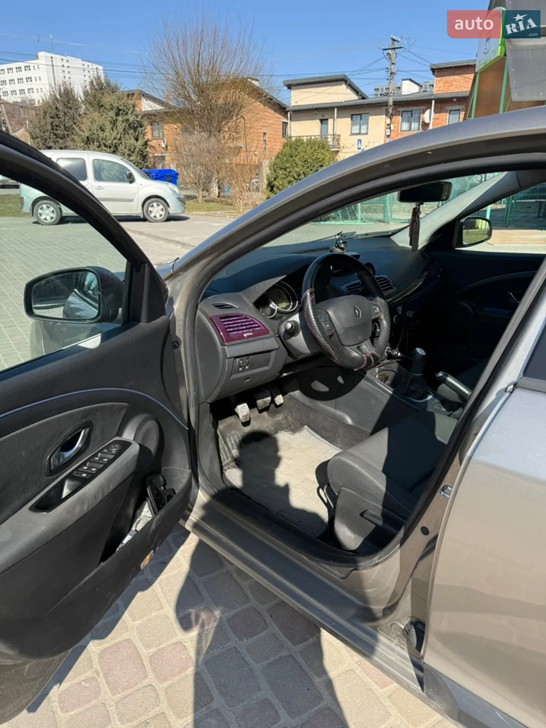 2010 Renault Megane - мініатюра 8