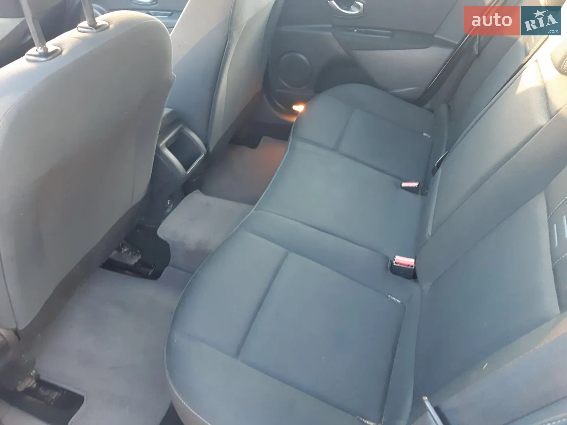 2010 Renault Megane - мініатюра 32