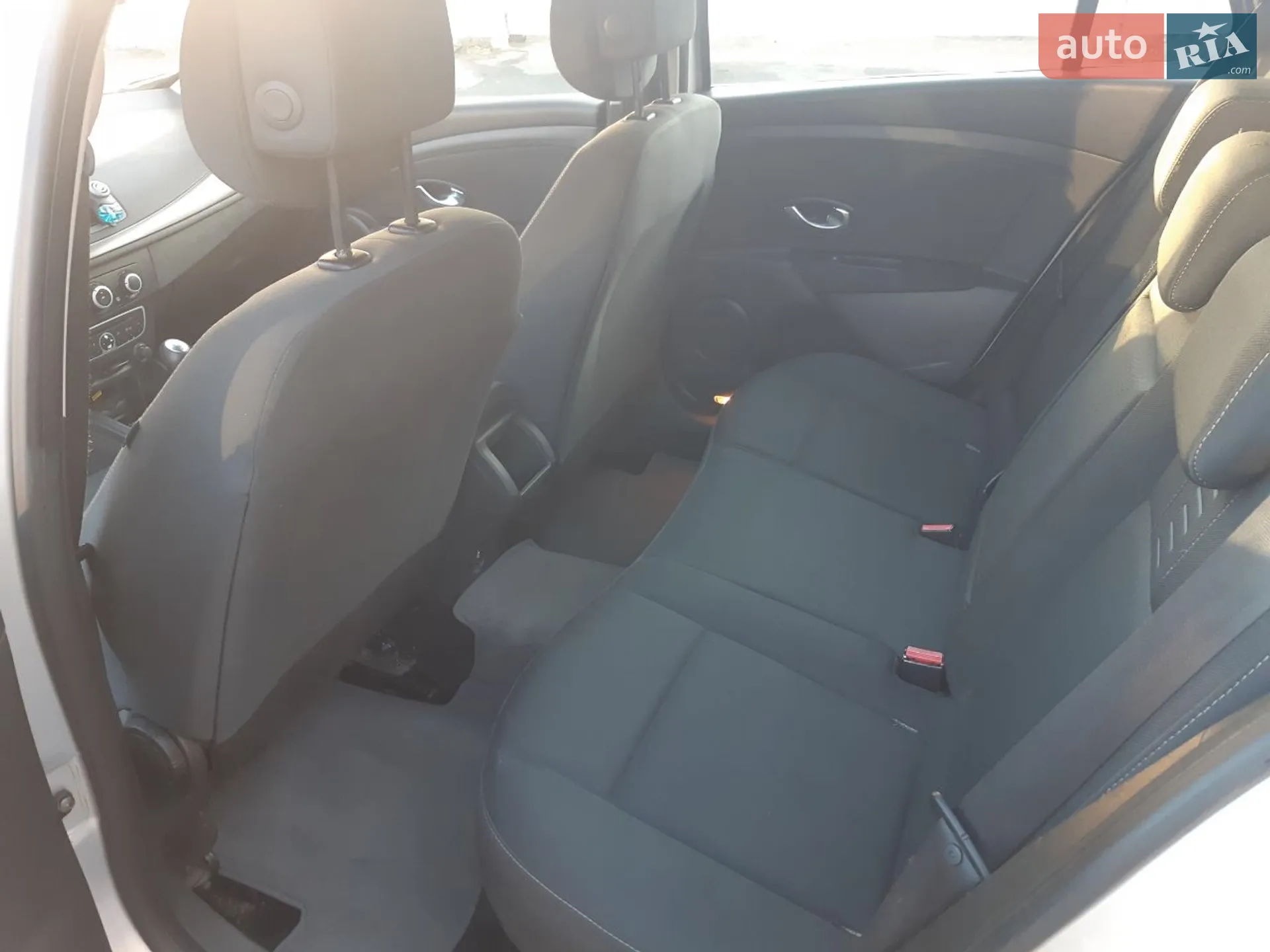 2010 Renault Megane - мініатюра 36