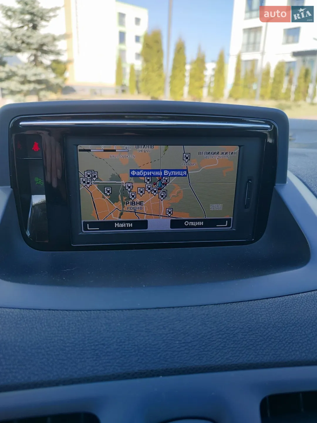 2012 Renault Megane - мініатюра 26