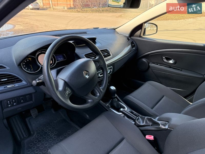 Хэтчбек Renault Megane 2011 в Киеве