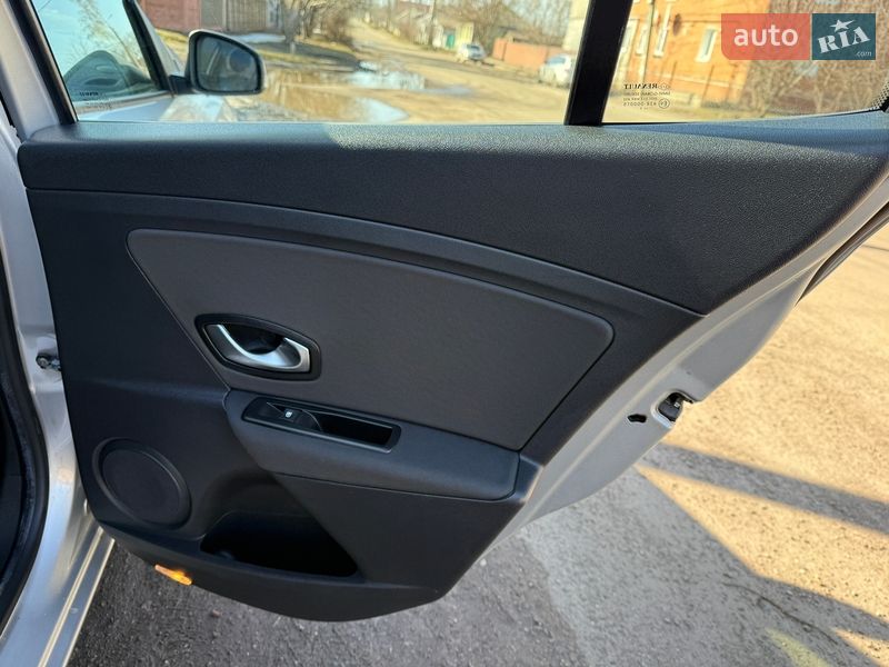 Хэтчбек Renault Megane 2011 в Киеве