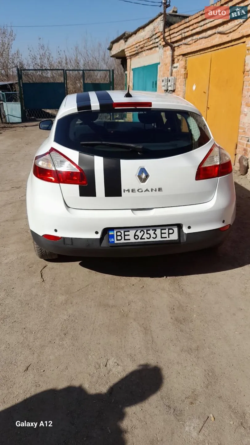 2010 Renault Megane - мініатюра 6