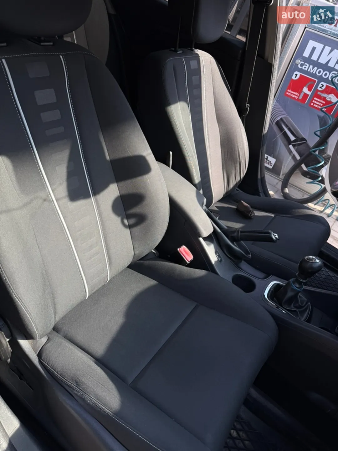 2013 Renault Megane - мініатюра 12