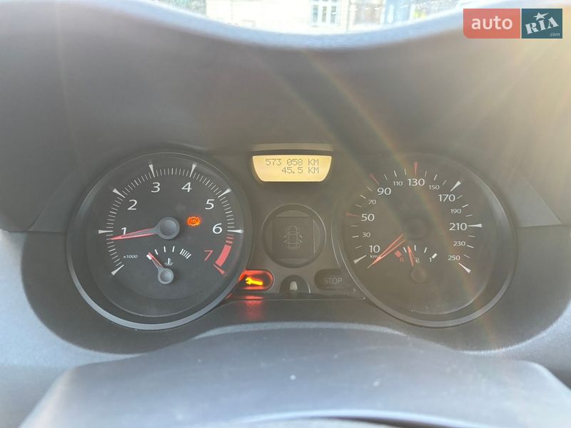 Седан Renault Megane 2007 в Києві фото 26 Седан Renault Megane 2007 в Києві